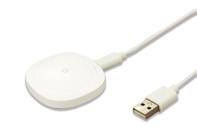 電池交換の手間をゼロに、USBケーブルで給電可能な設置型ビーコン