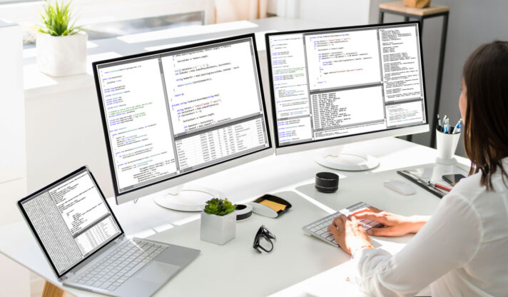 【HDMI端子いらず】ノートPCをトリプルモニターにする方法
